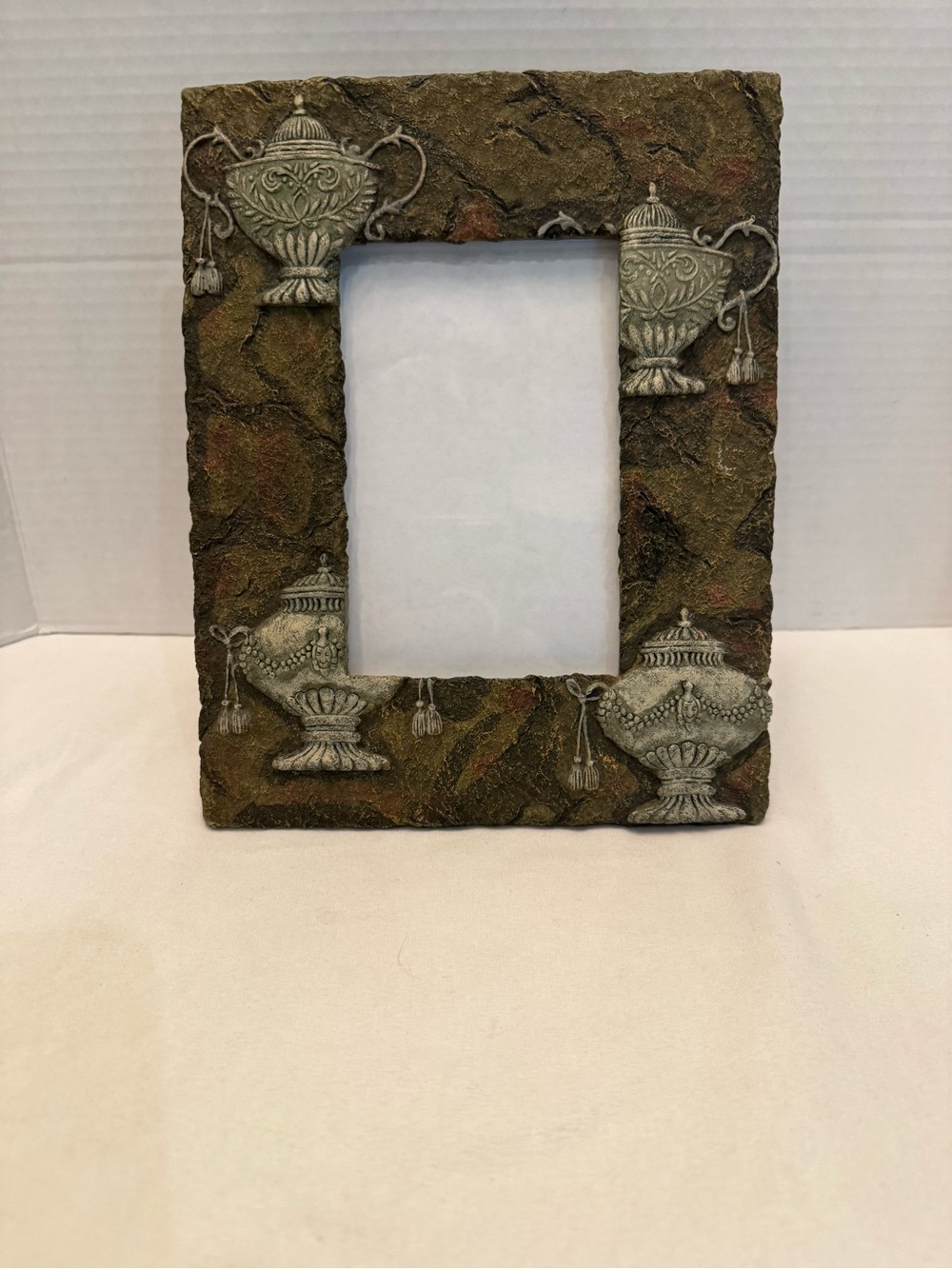 Vintage Faux Stone Picture Frame Neo Classical Grecian Urn Vase 4x6 Resin Glass